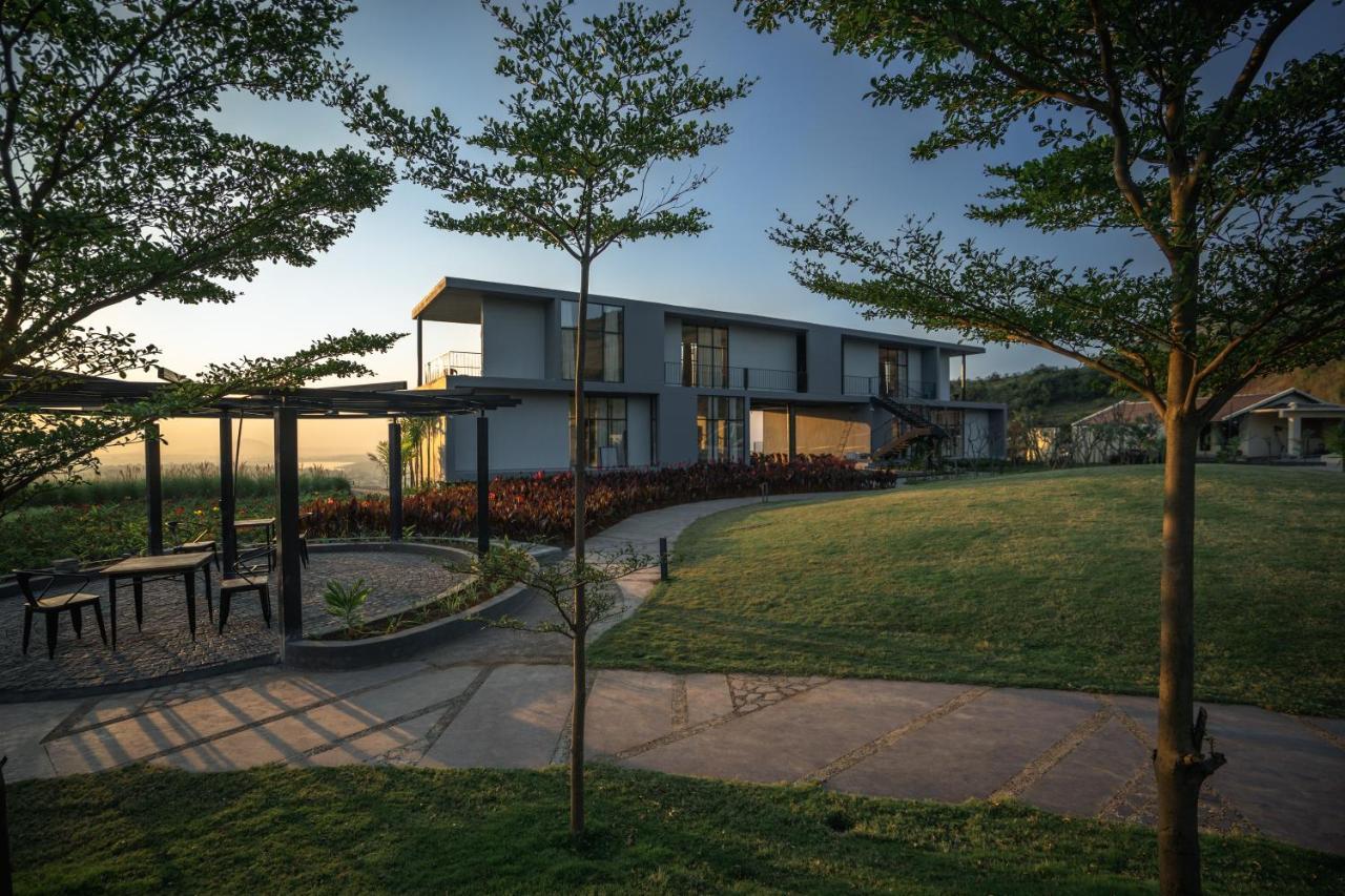 Wabi Sabi Resort, Игатпури Экстерьер фото